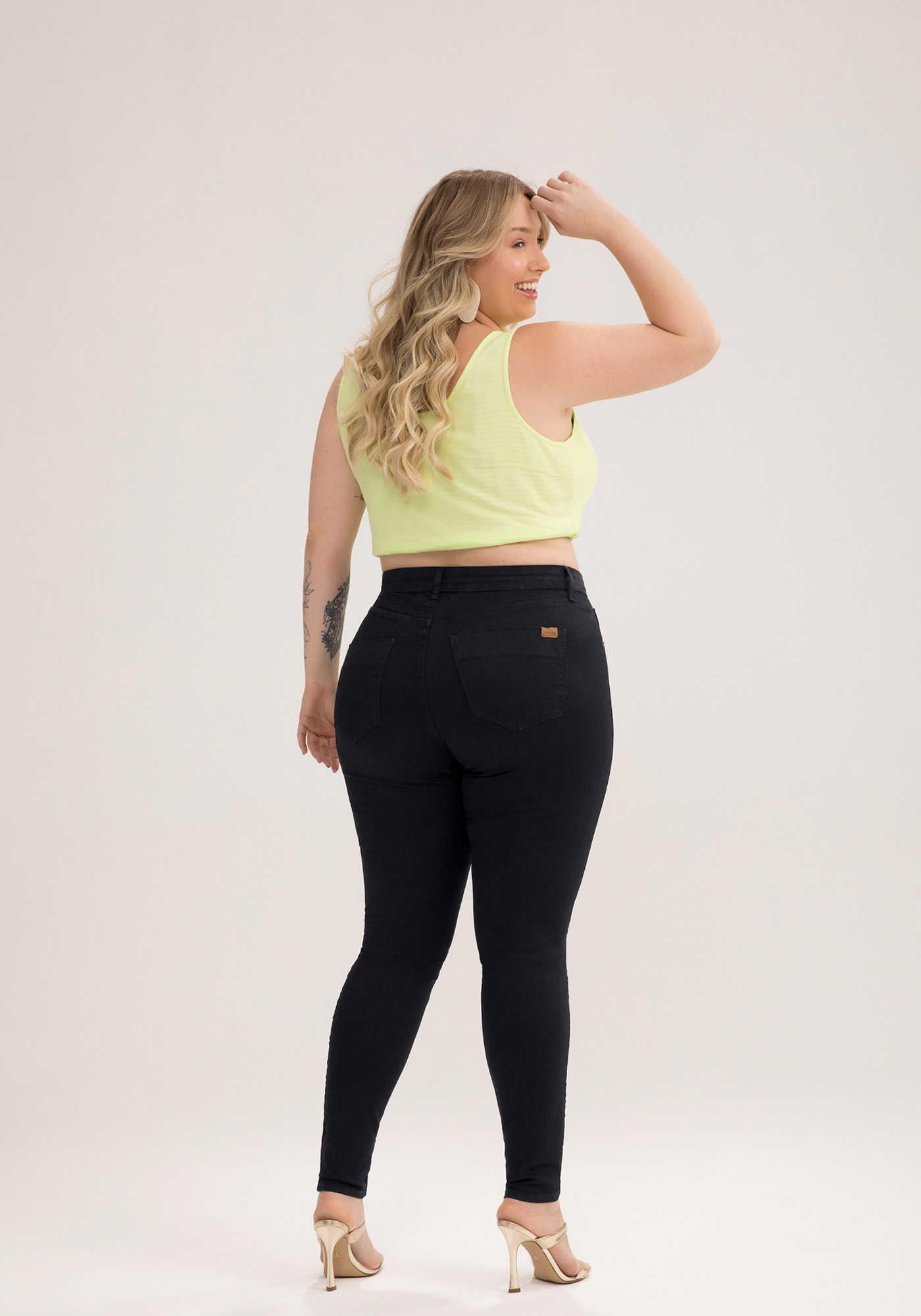 Calça Cropped Plus Size Fit For Me Jeans Médio Lunender Mais